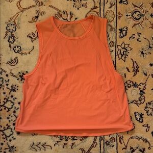 NWOT Lululemon tank